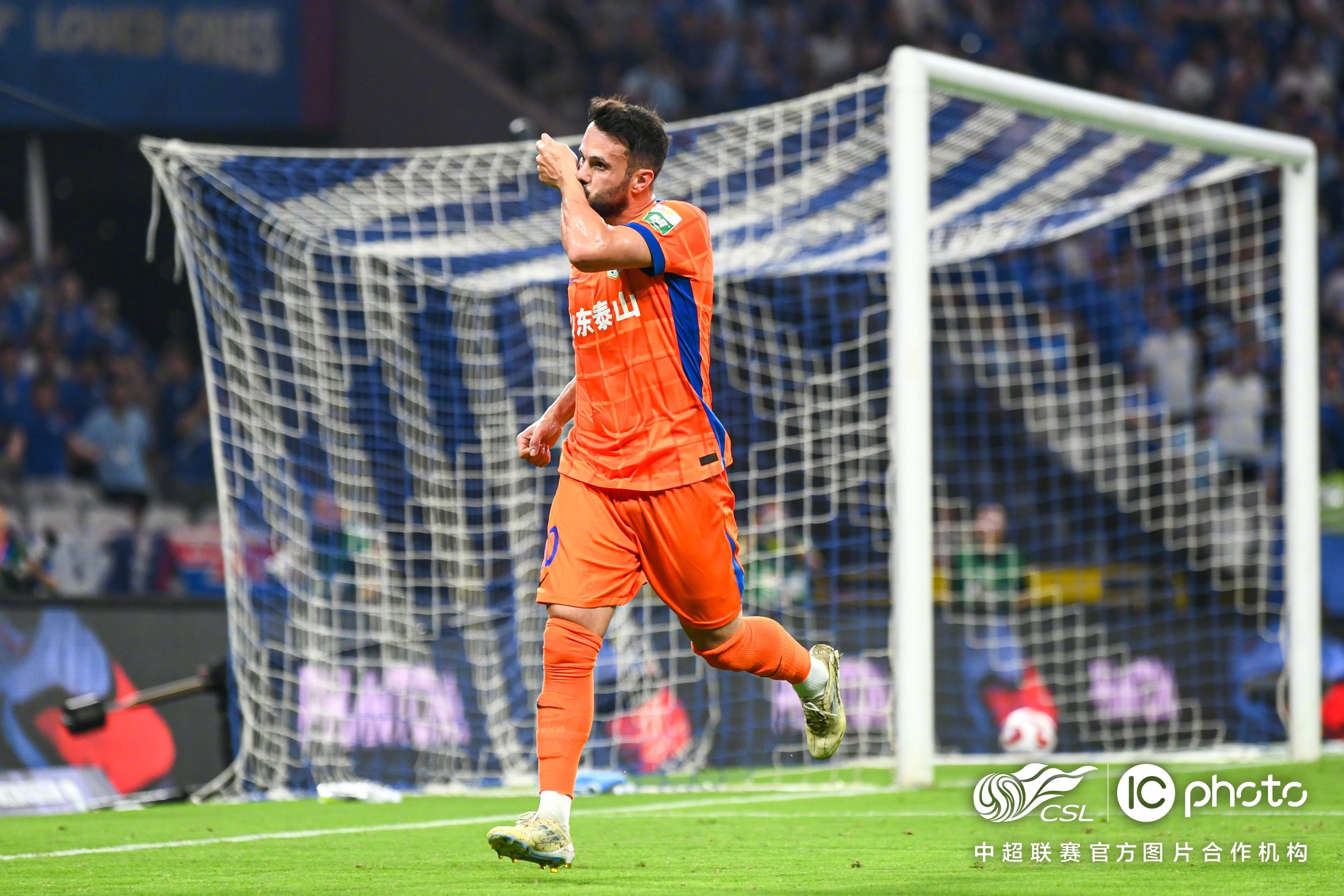 关于山东泰山关键时刻临场应变，志在国王杯名次提升，信心回归，高层口径保持一致的信息-爱游戏网站